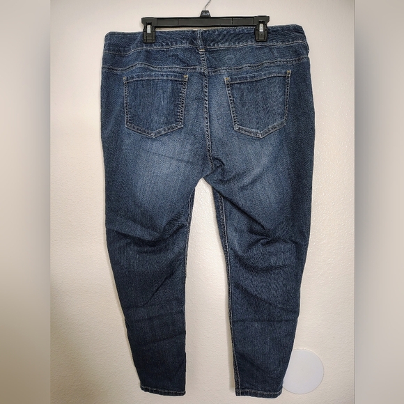 Torrid Denim Women’s Jeans w/Leg Side Zippers Low Raise 5-pockets Desig Size 16 - Picture 11 of 12
